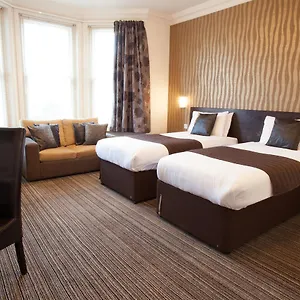 Hotel The Hop ***